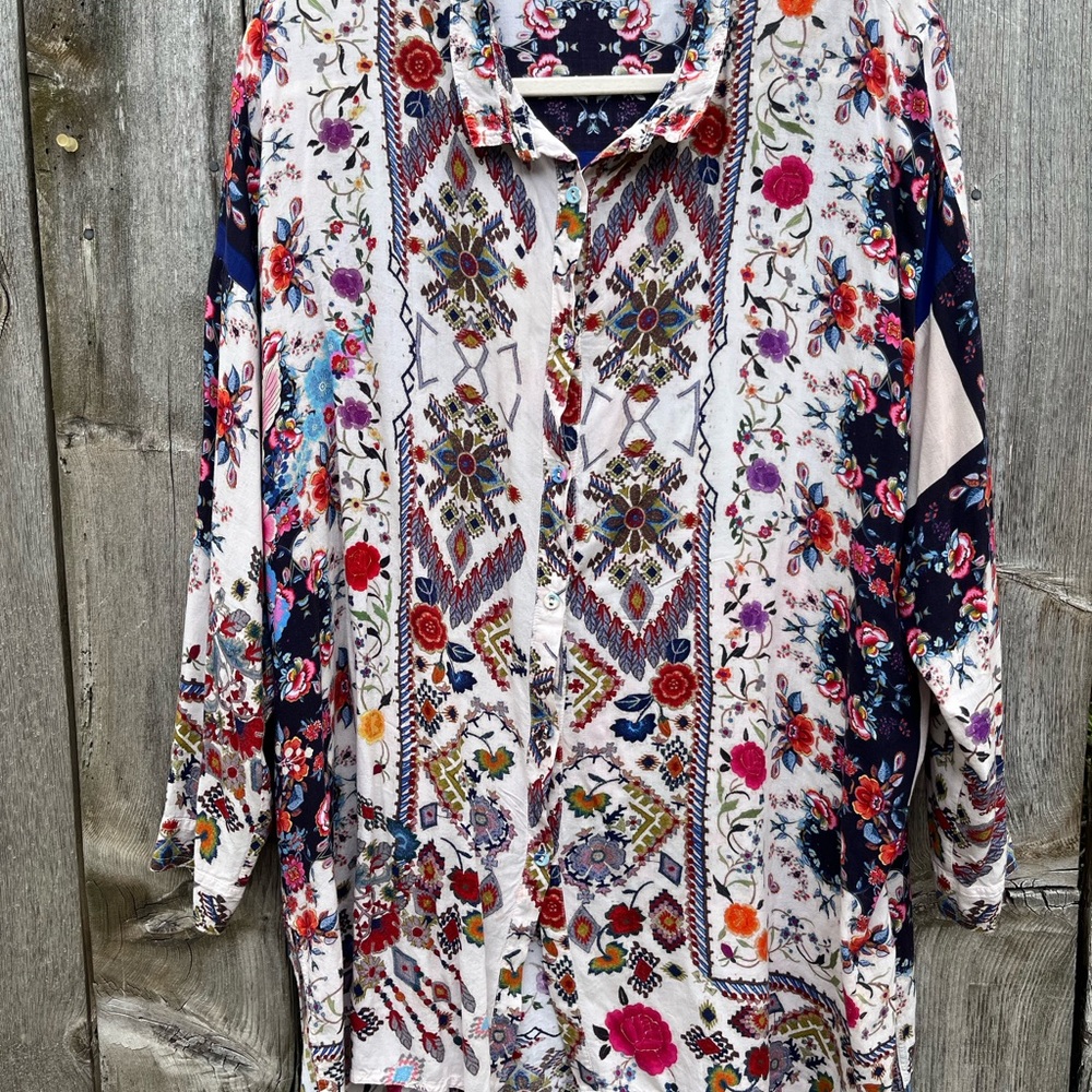 Johnny Was Multicolor Floral Embroidered Button-Front Tunic